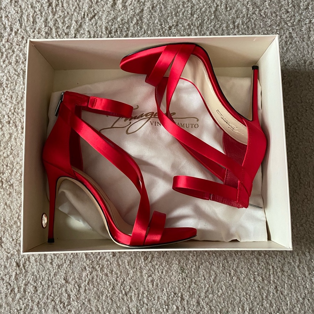 Vince Camuto• Heels